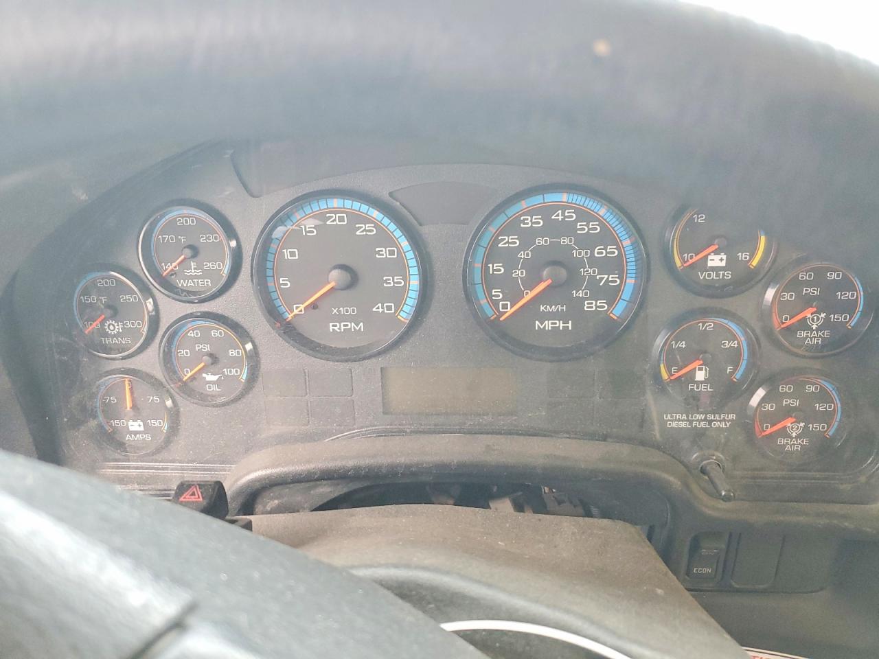 4DRBUAAN0AB166730 · 2010 PETERBILT 3000 · 4/4