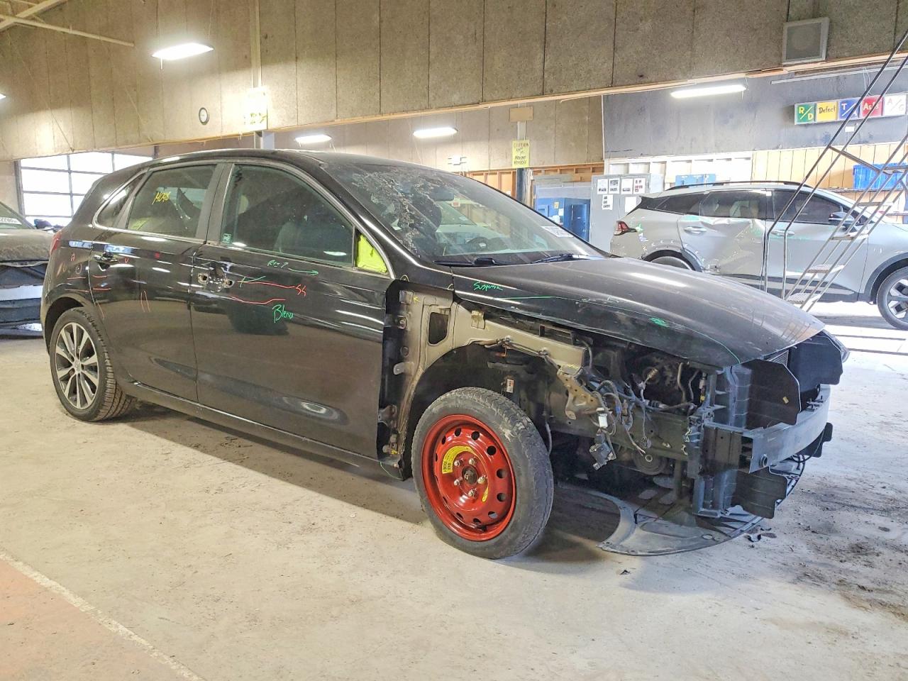 KMHH35LEXKU097794 · 2019 HYUNDAI ELANTRA GT · 4/13