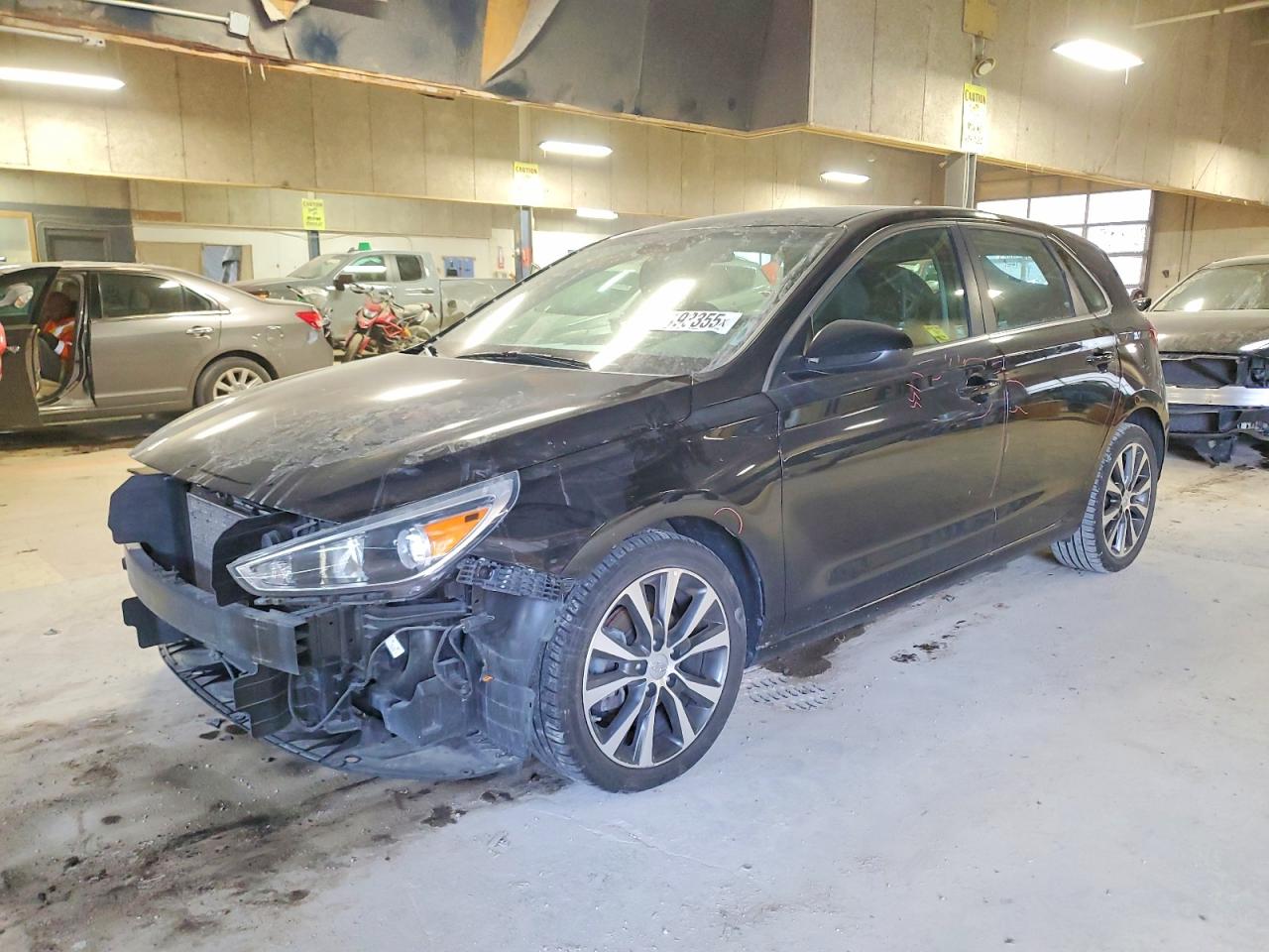 KMHH35LEXKU097794 · 2019 HYUNDAI ELANTRA GT