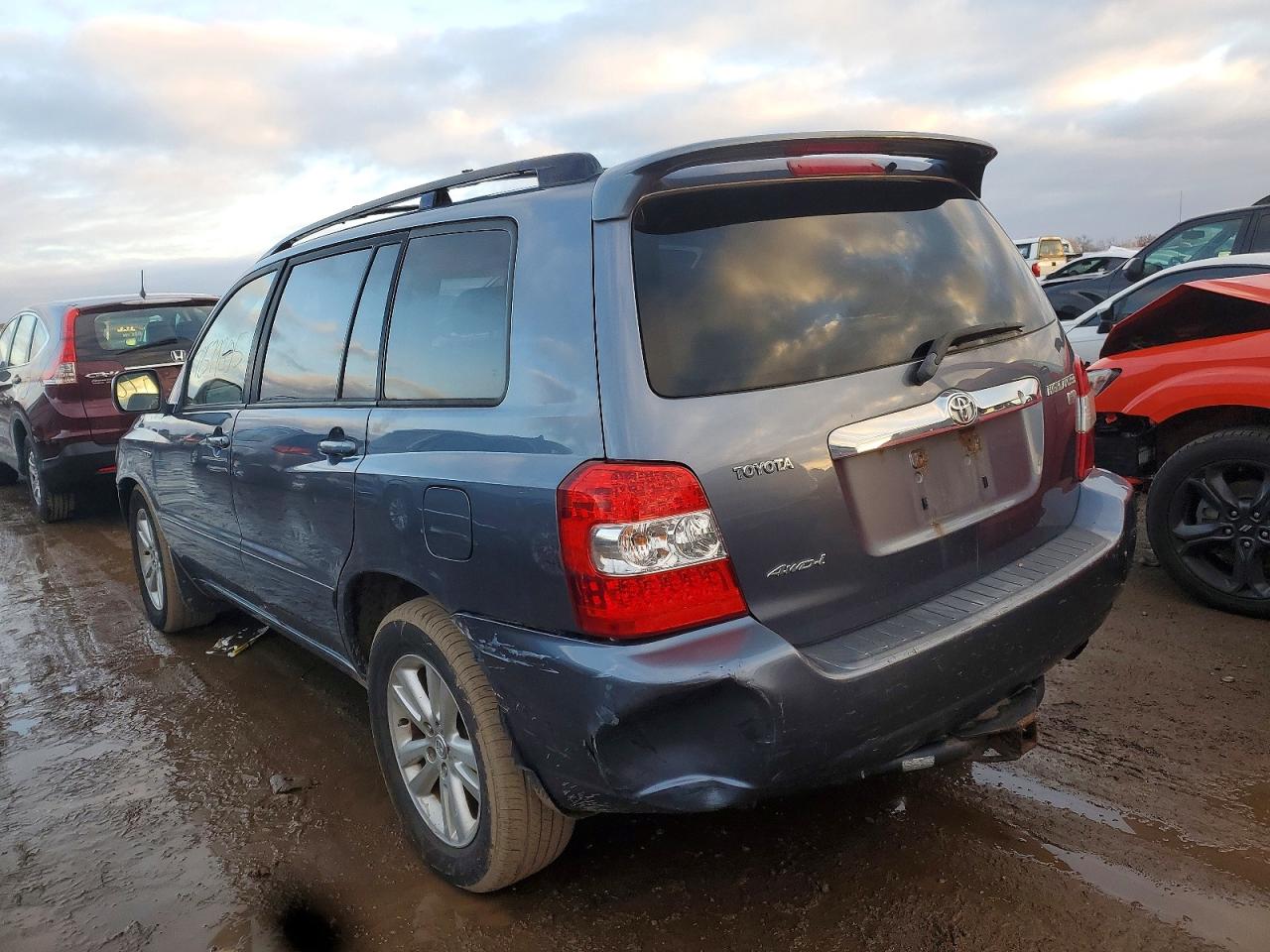 JTEEW21A460014690 · 2006 TOYOTA HIGHLANDER · 2/12