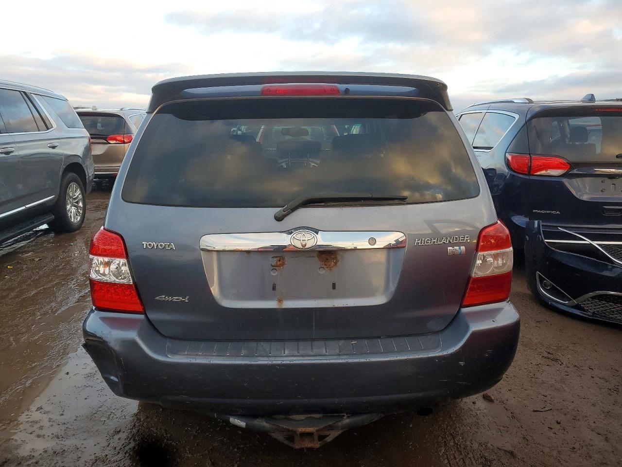 JTEEW21A460014690 · 2006 TOYOTA HIGHLANDER · 6/12