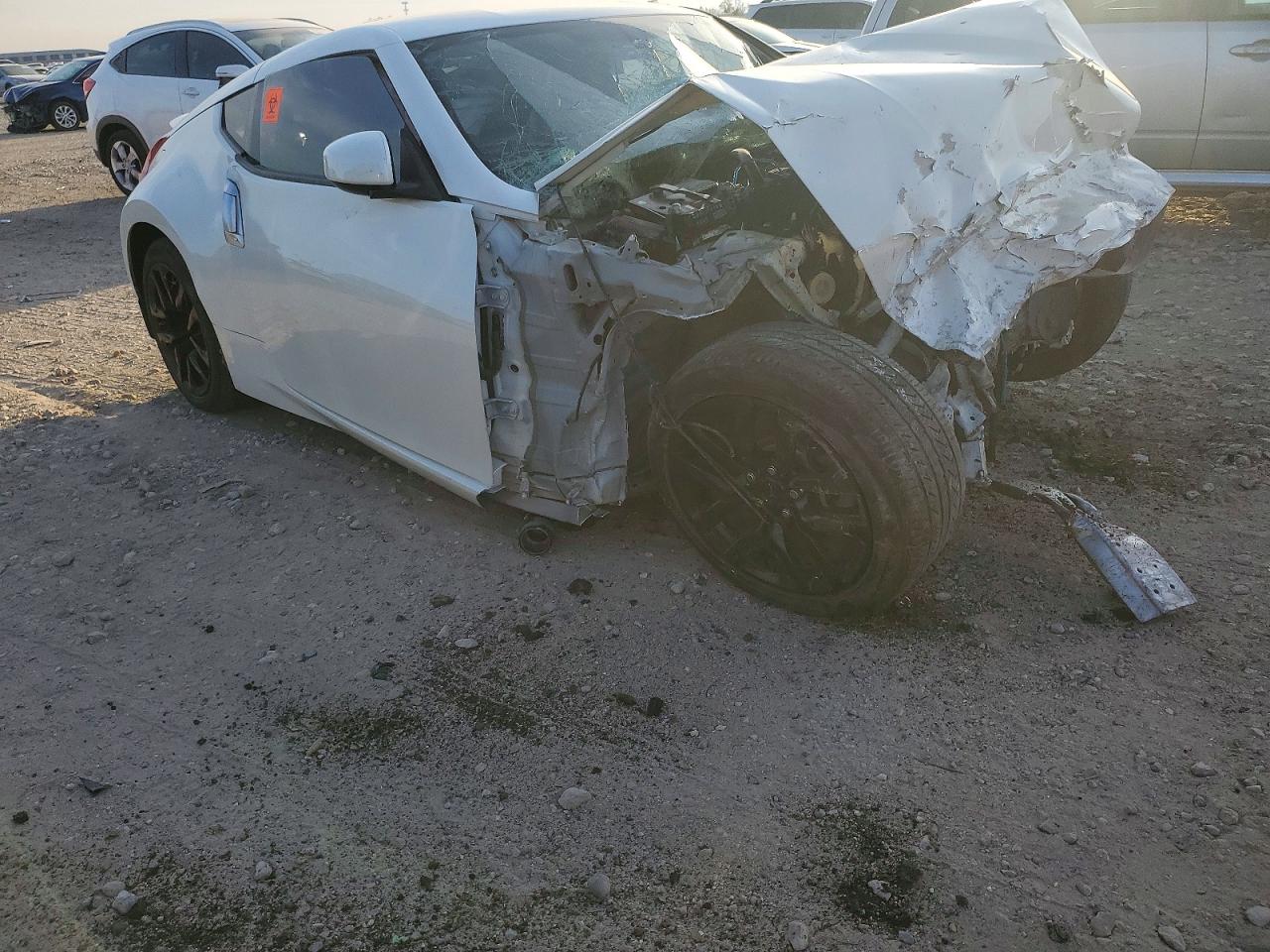 JN1AZ4EH7GM937241 · 2016 NISSAN 370Z · 2/10