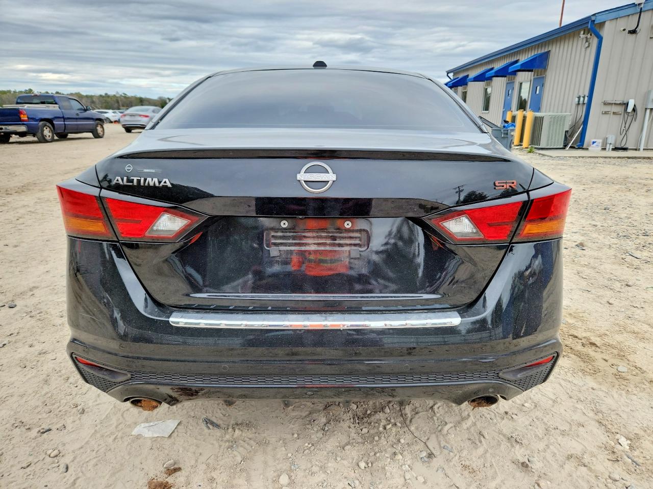 1N4BL4CV6PN377689 · 2023 NISSAN ALTIMA · 5/11