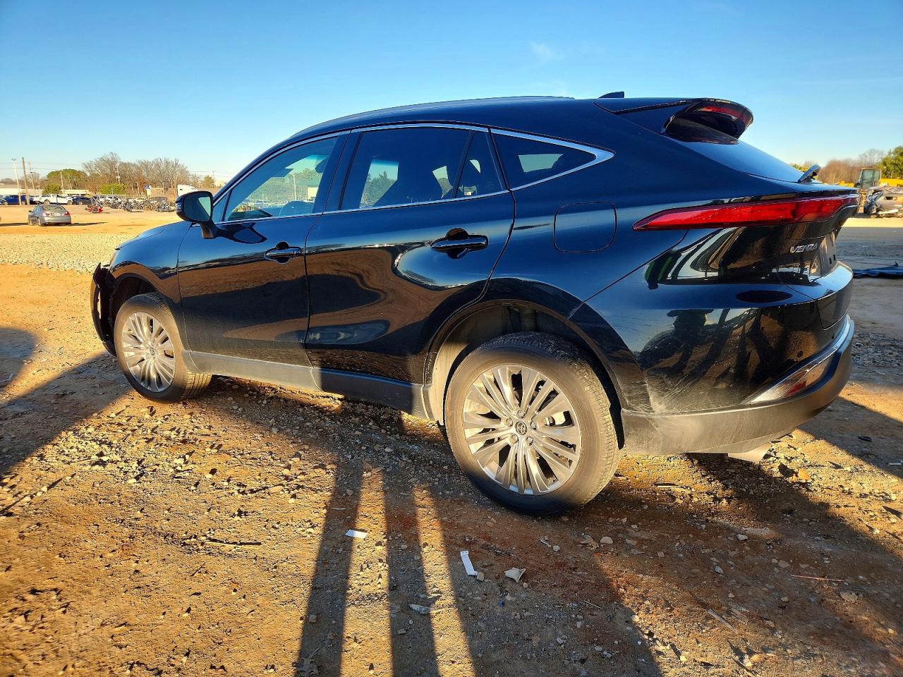 JTEAAAAHXNJ088788 · 2022 TOYOTA VENZA · 2/12