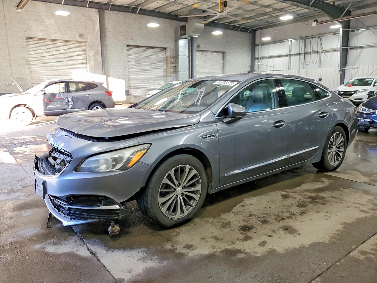 1G4ZR5SS6JU131318 · 2018 BUICK LACROSSE