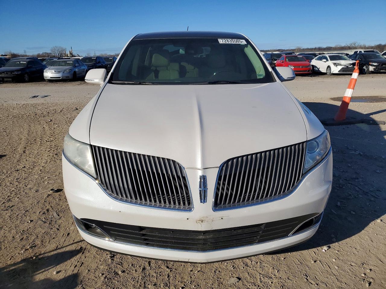 2LMHJ5FK4FBL00508 · 2015 LINCOLN MKT · 5/13