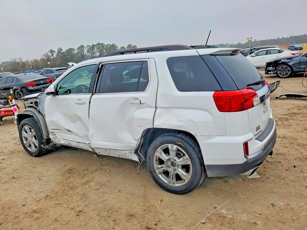 2GKFLTEK4H6200139 · 2017 GMC TERRAIN · 2/14