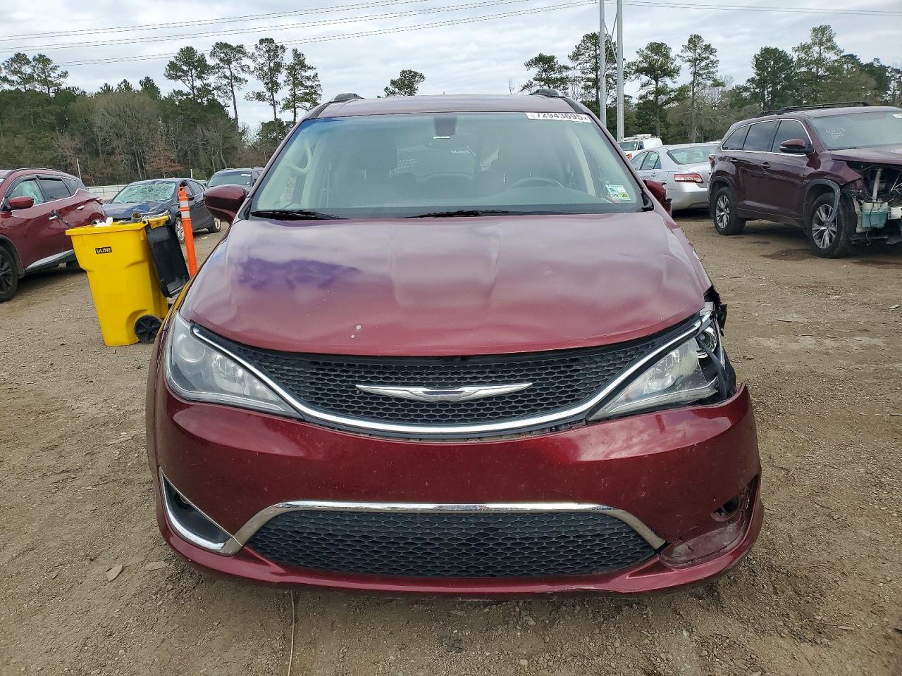 2C4RC1EG1HR634560 · 2017 CHRYSLER PACIFICA · 5/13