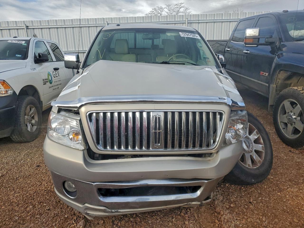 5LTPW18566FJ11674 · 2006 LINCOLN MARK LT · 5/12
