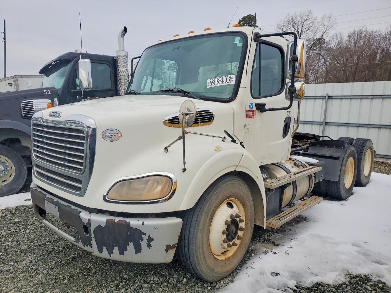 1FUJC5DV7EHFV9242 · 2014 FREIGHTLINER M2 · 2/10