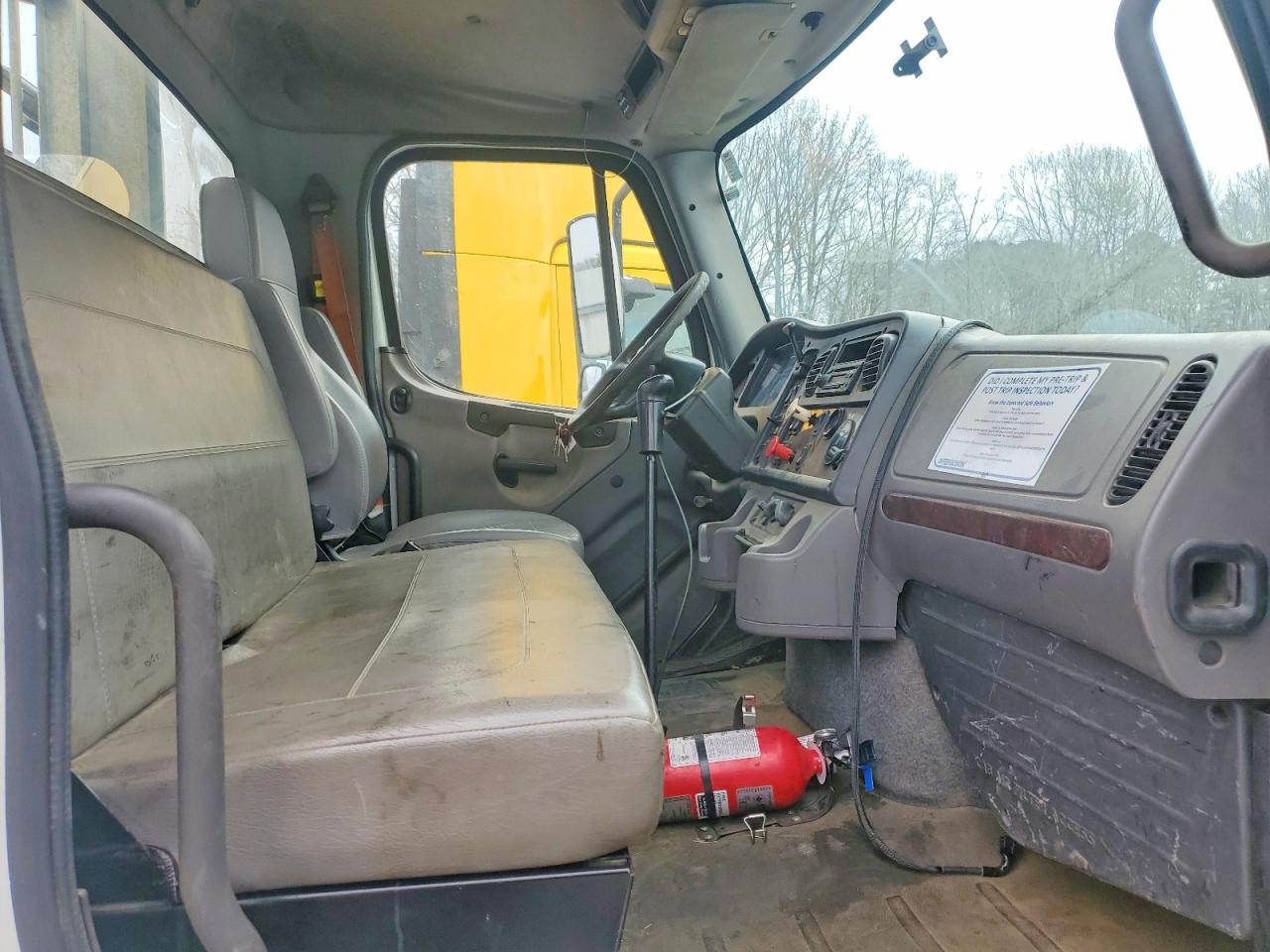 1FUJC5DV7EHFV9242 · 2014 FREIGHTLINER M2 · 5/10