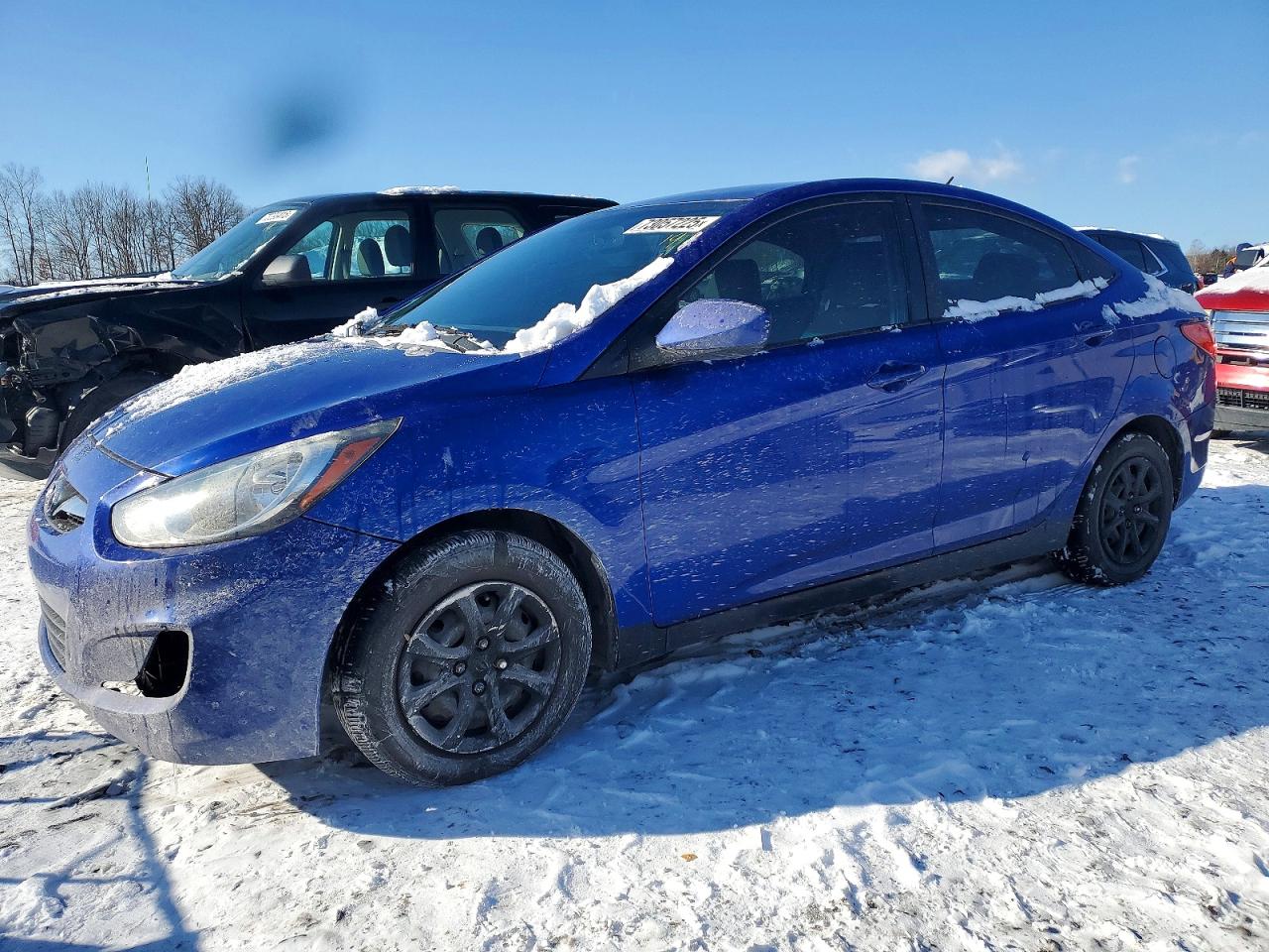 KMHCT4AE9DU400560 · 2013 HYUNDAI ACCENT