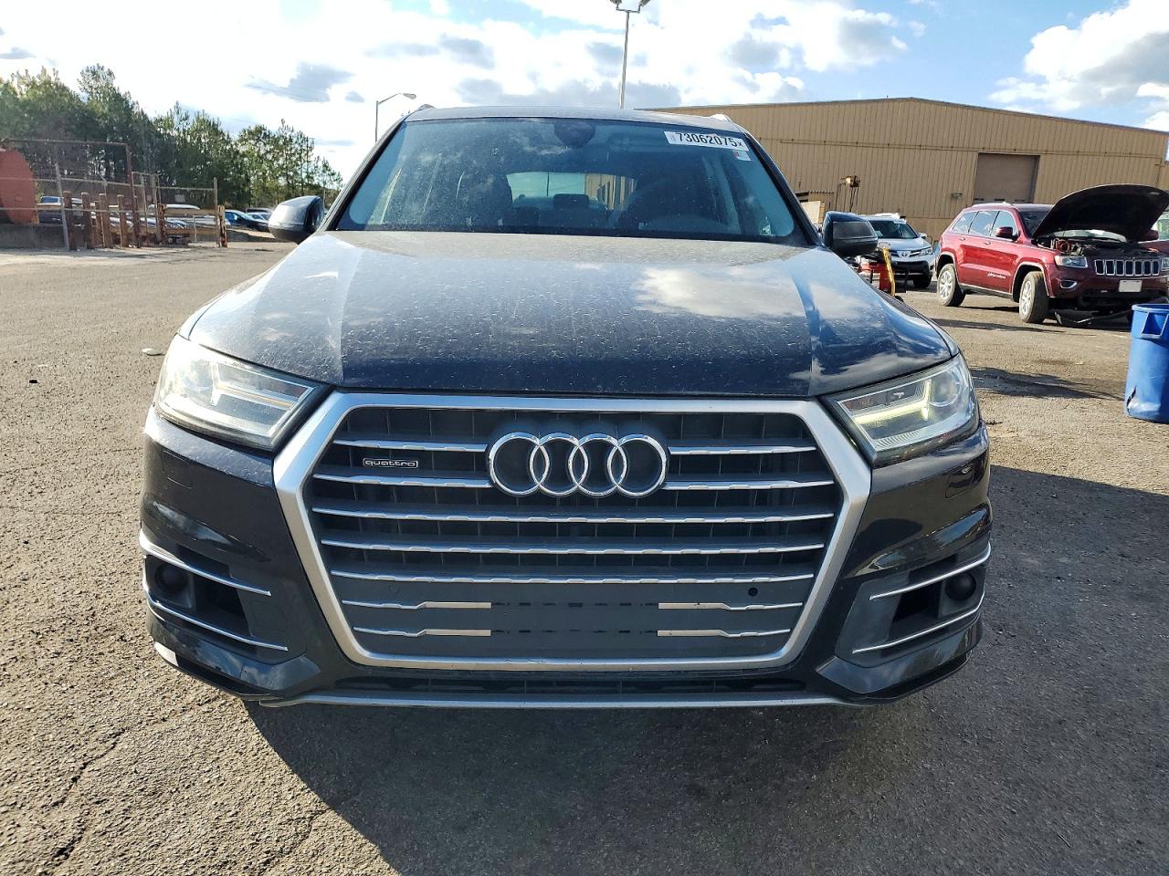 WA1LAAF73HD021802 · 2017 AUDI Q7 · 5/13