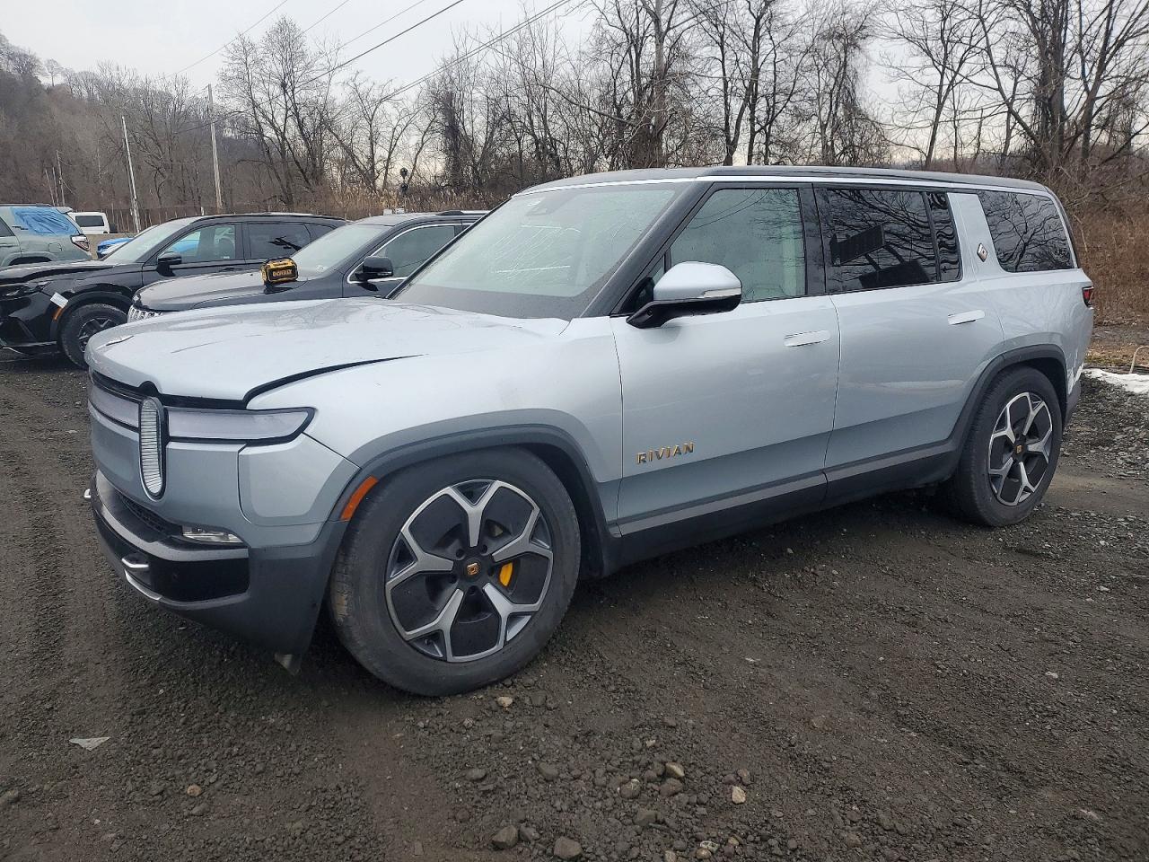 7PDSGABA2PN006517 · 2023 RIVIAN R1S
