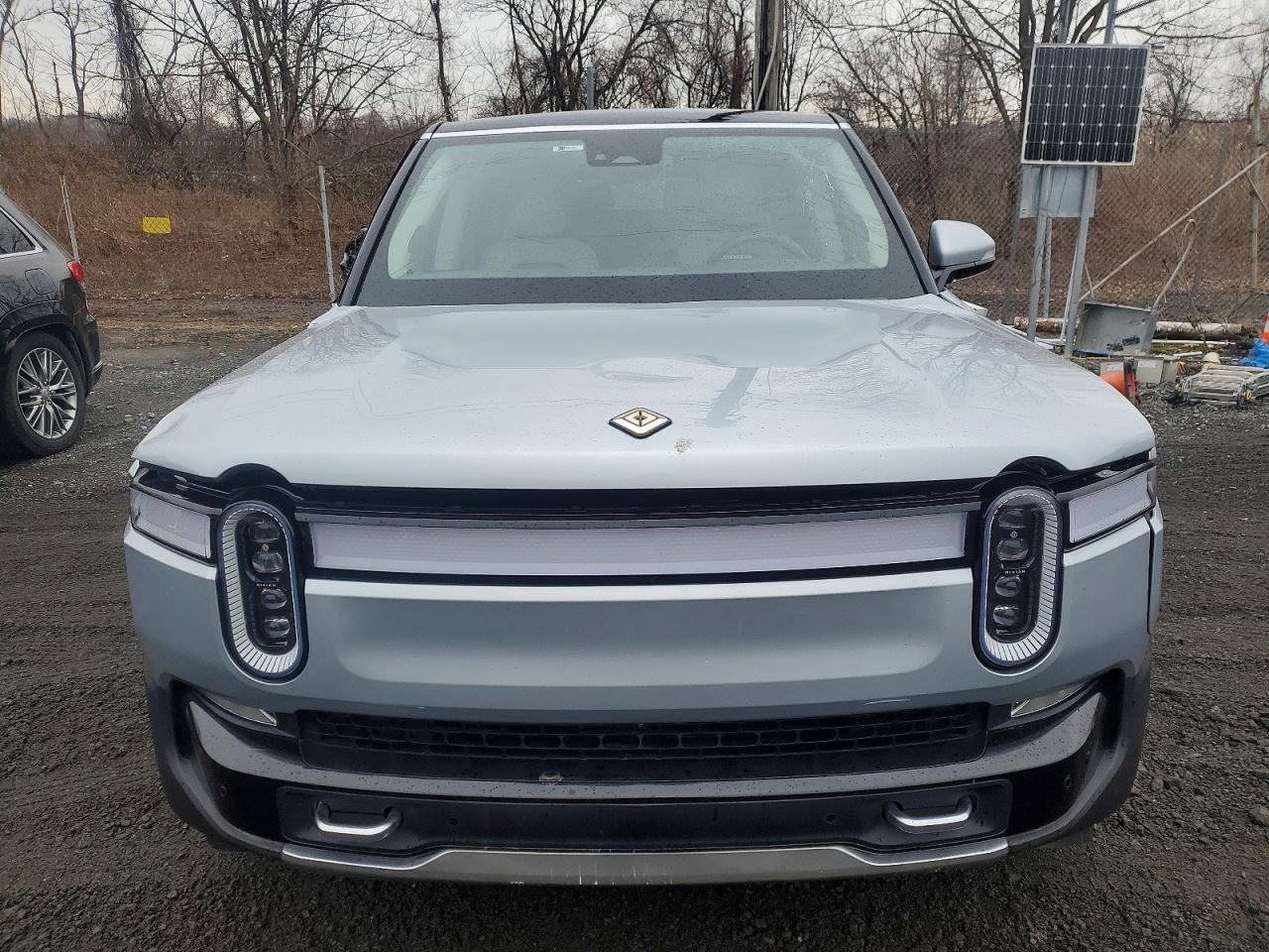7PDSGABA2PN006517 · 2023 RIVIAN R1S · 5/13