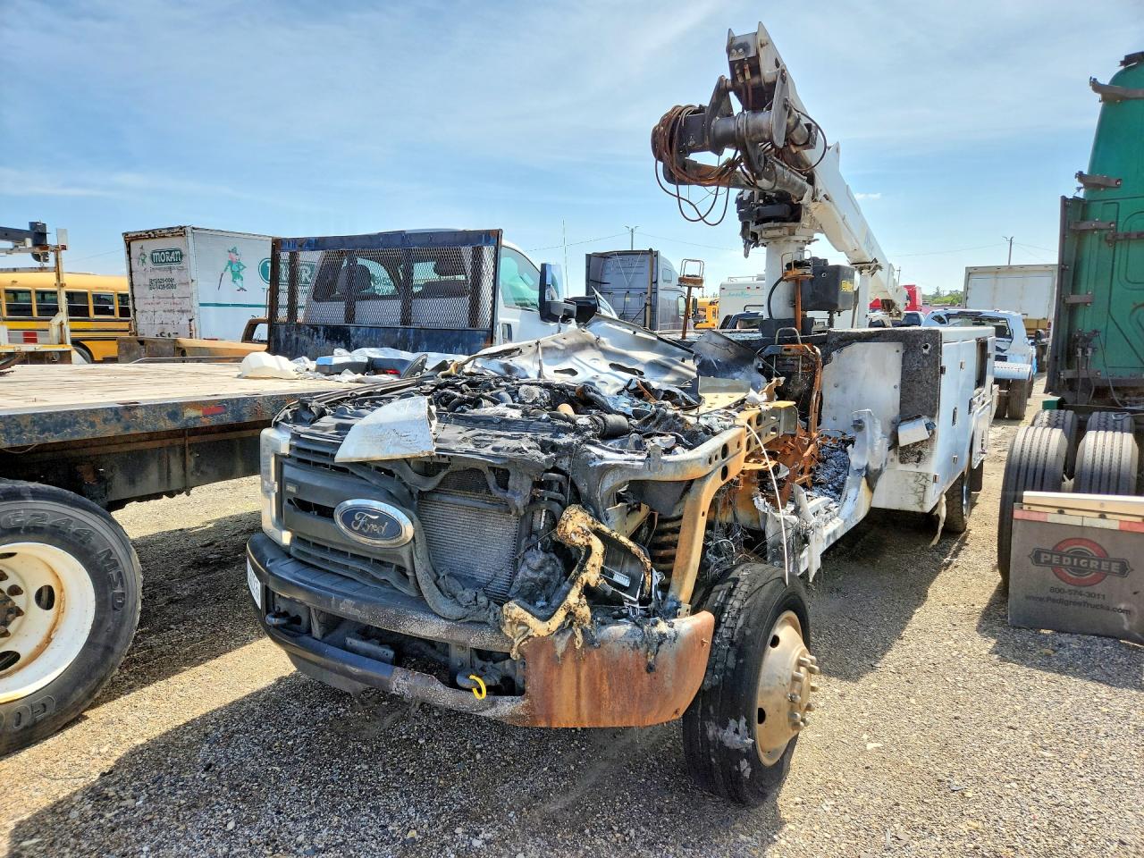 2017 FORD F550
