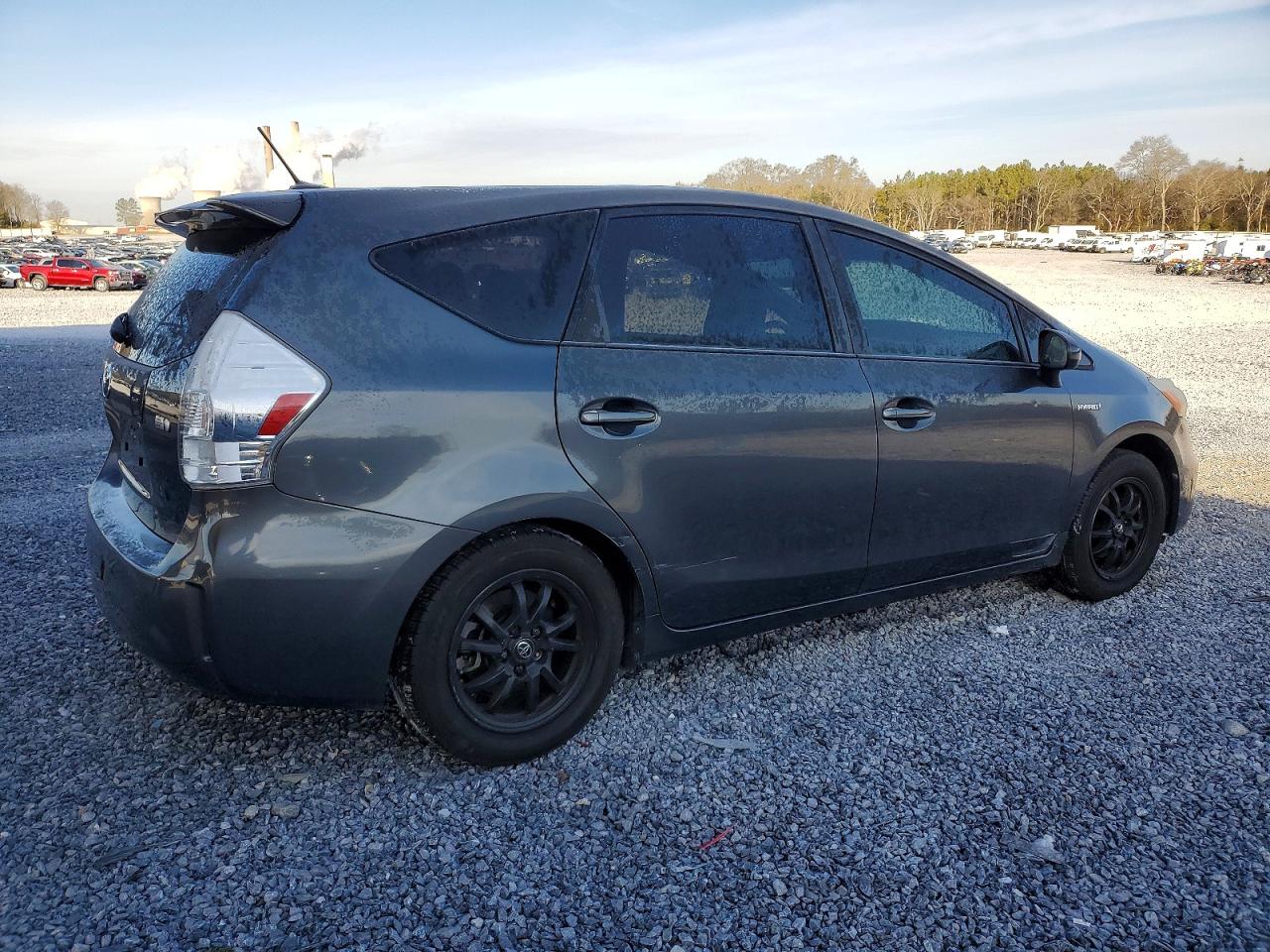 JTDZN3EU7D3210377 · 2013 TOYOTA PRIUS V · 3/12