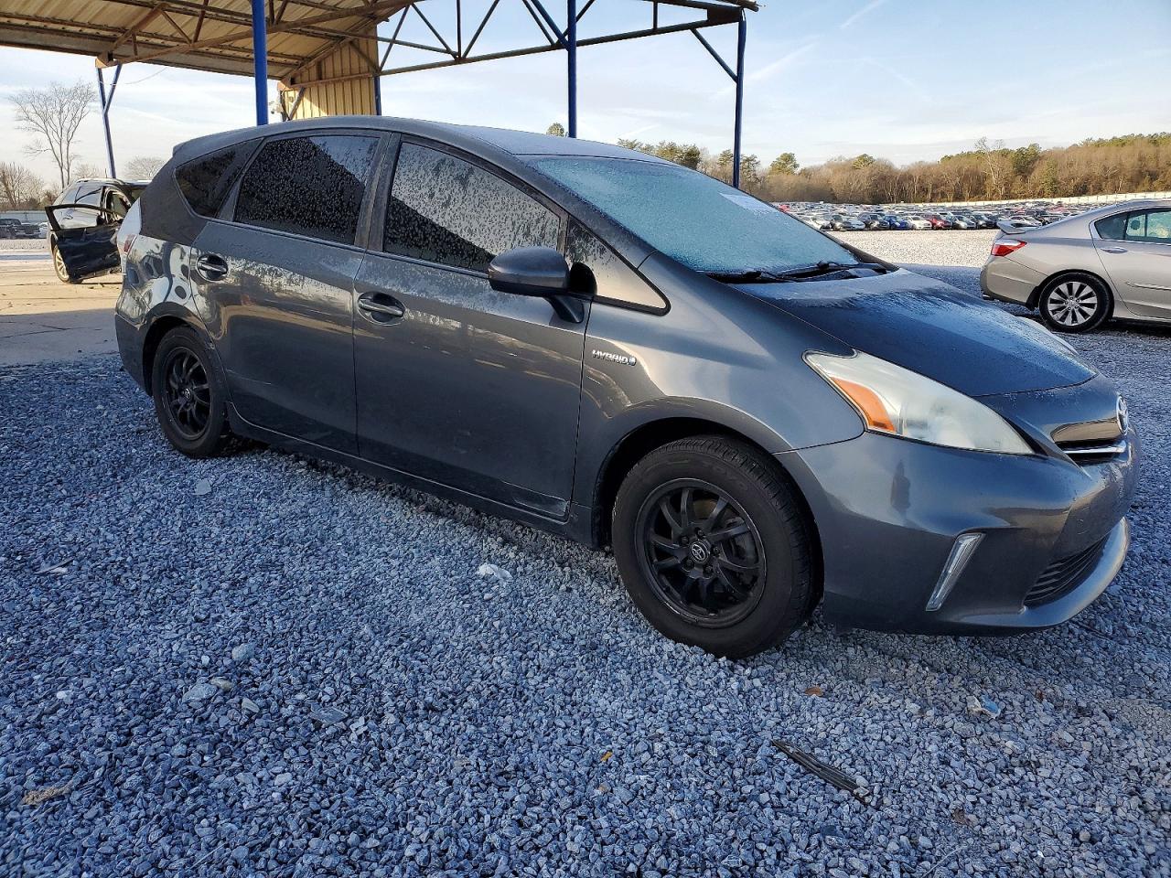 JTDZN3EU7D3210377 · 2013 TOYOTA PRIUS V · 4/12
