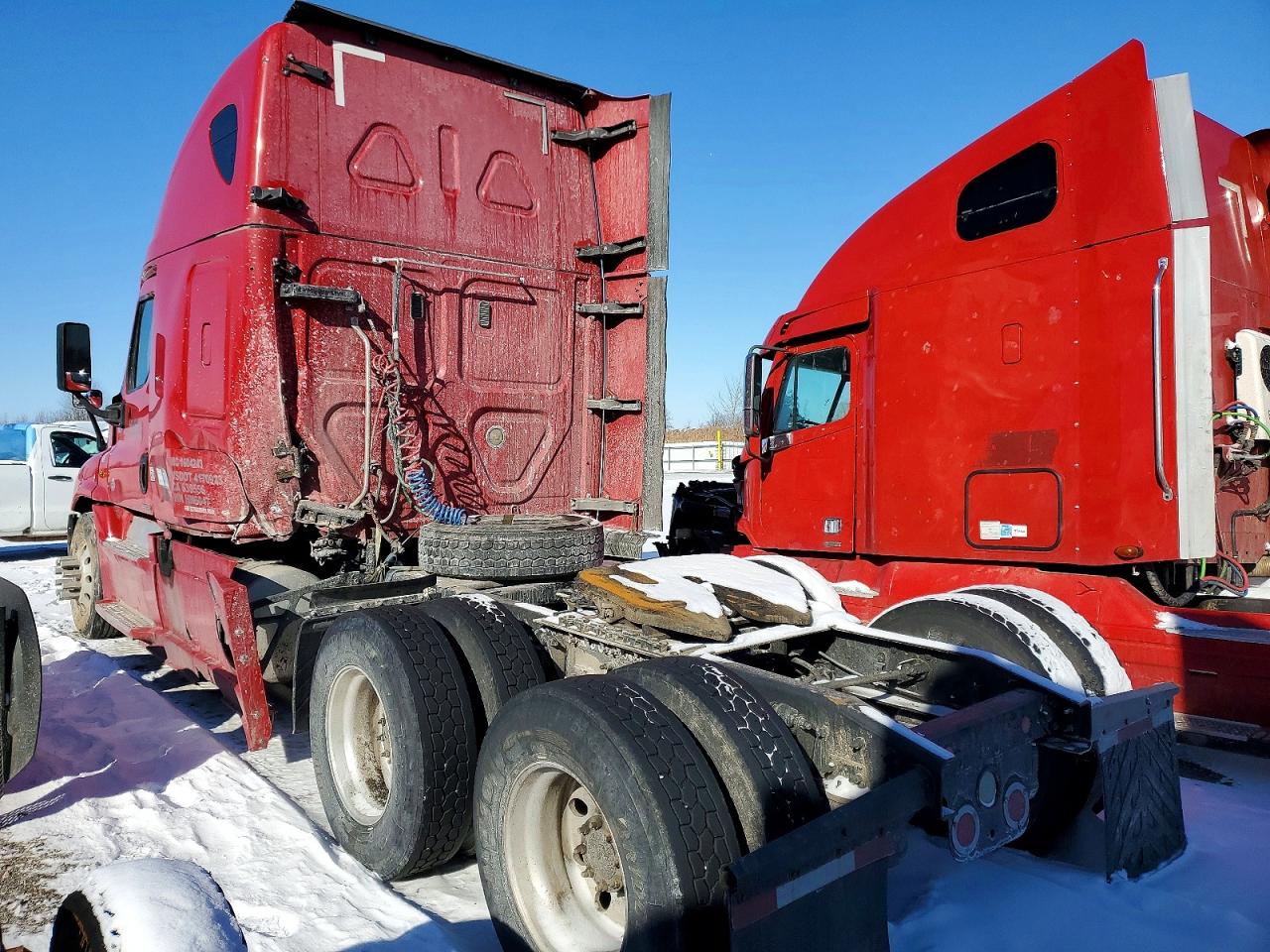 3AKJGLDR0HSHM6047 · 2017 FREIGHTLINER CASCADIA 1 · 3/10