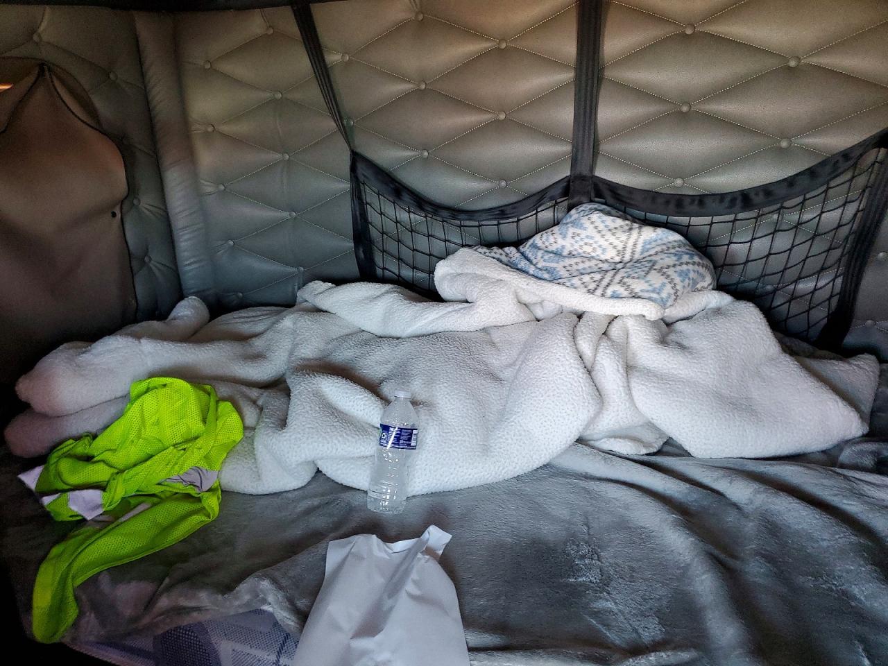 3AKJGLDR0HSHM6047 · 2017 FREIGHTLINER CASCADIA 1 · 6/10