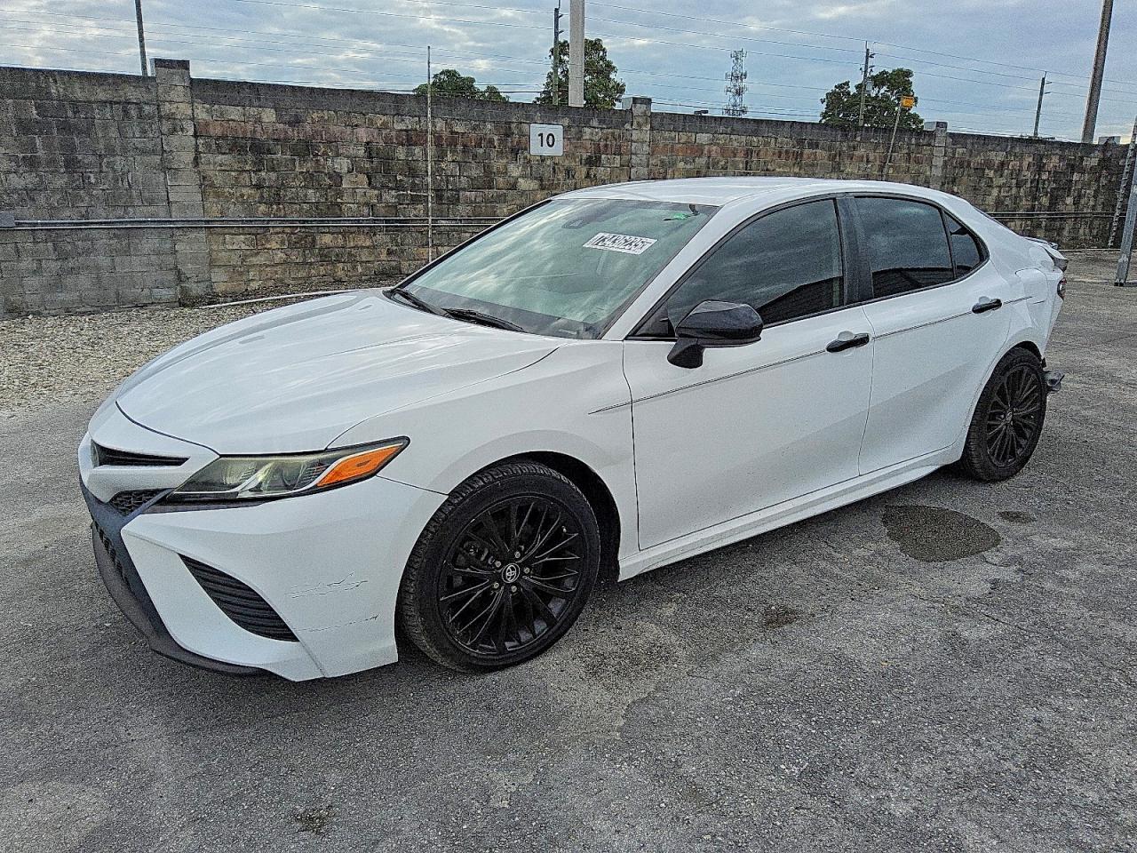 4T1B11HK5KU261164 · 2019 TOYOTA CAMRY