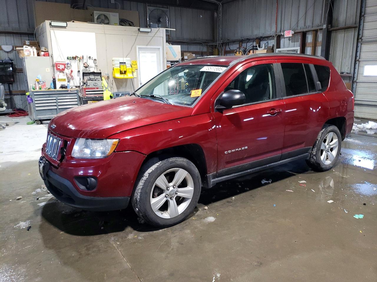 1C4NJDEB7CD659727 · 2012 JEEP COMPASS