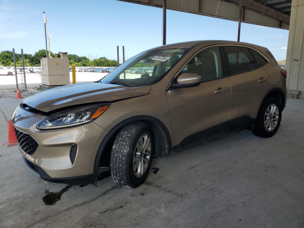 1FMCU0G63MUB00700 · 2021 FORD ESCAPE