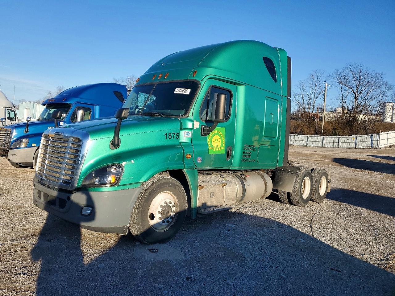 3AKJGLDR7JSJV0730 · 2018 FREIGHTLINER CASCADIA 1