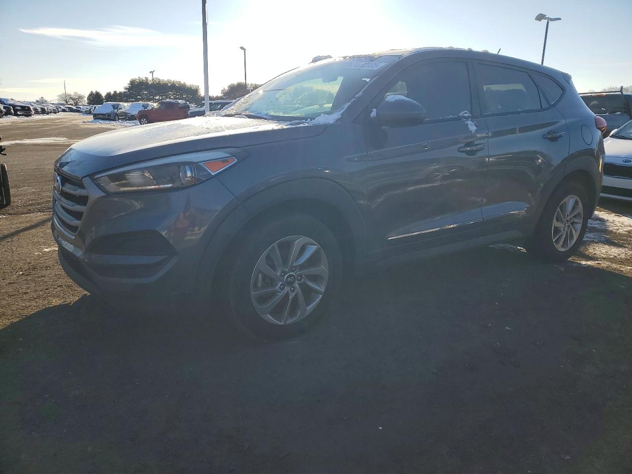 KM8J23A43JU691080 · 2018 HYUNDAI TUCSON