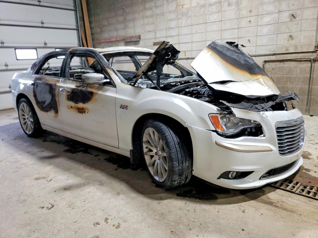 2C3CCAKT3CH143370 · 2012 CHRYSLER 300C · 4/11