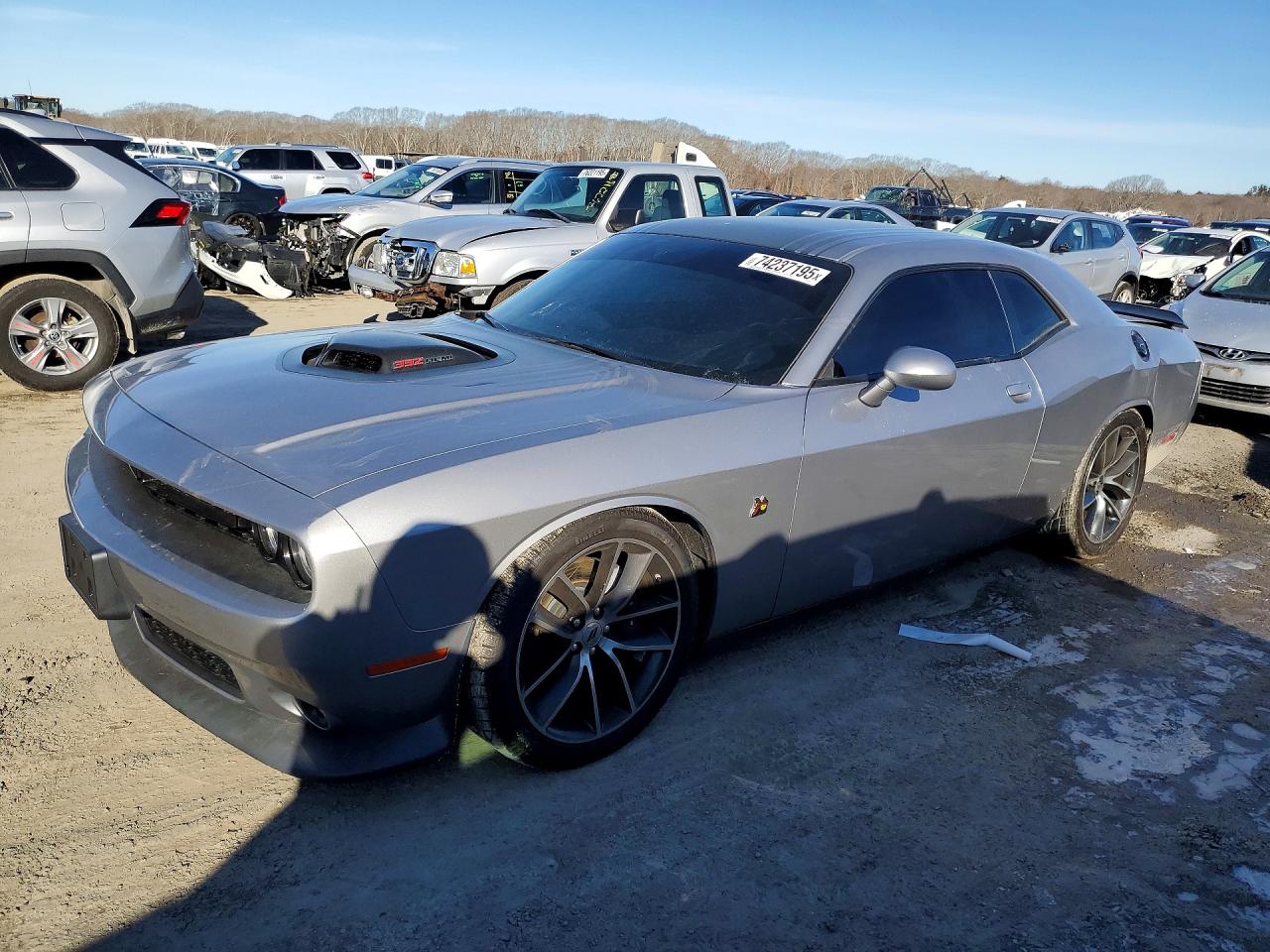 2C3CDZFJ9JH143357 · 2018 DODGE CHALLENGER