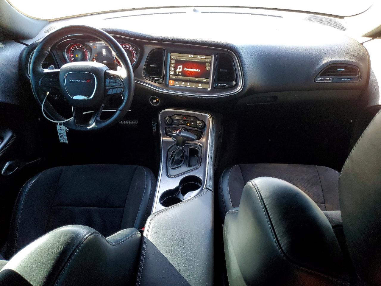 2C3CDZFJ9JH143357 · 2018 DODGE CHALLENGER · 8/12