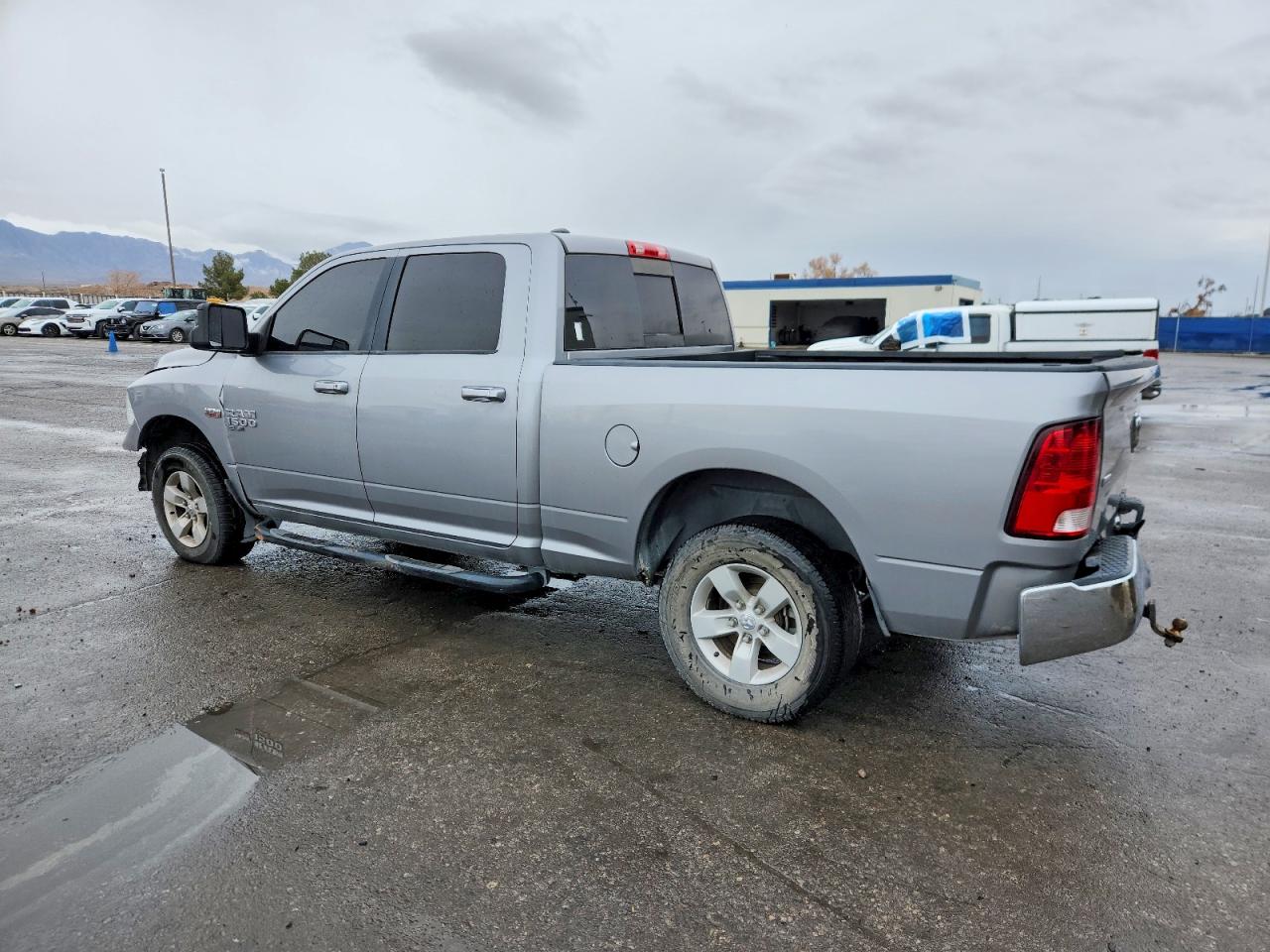1C6RR7TT1KS649669 · 2019 RAM 1500 CLASSIC · 2/12