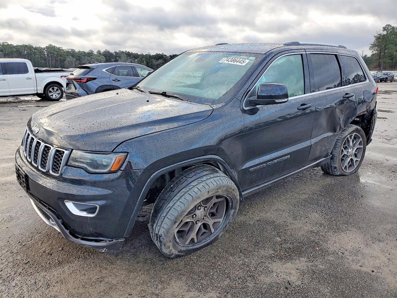 1C4RJFBG6JC120810 · 2018 JEEP GRAND CHEROKEE