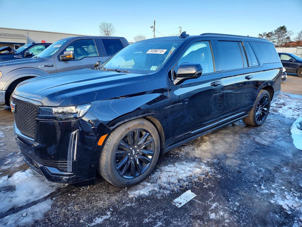 1GYS4RKL5NR203651 · 2022 CADILLAC ESCALADE