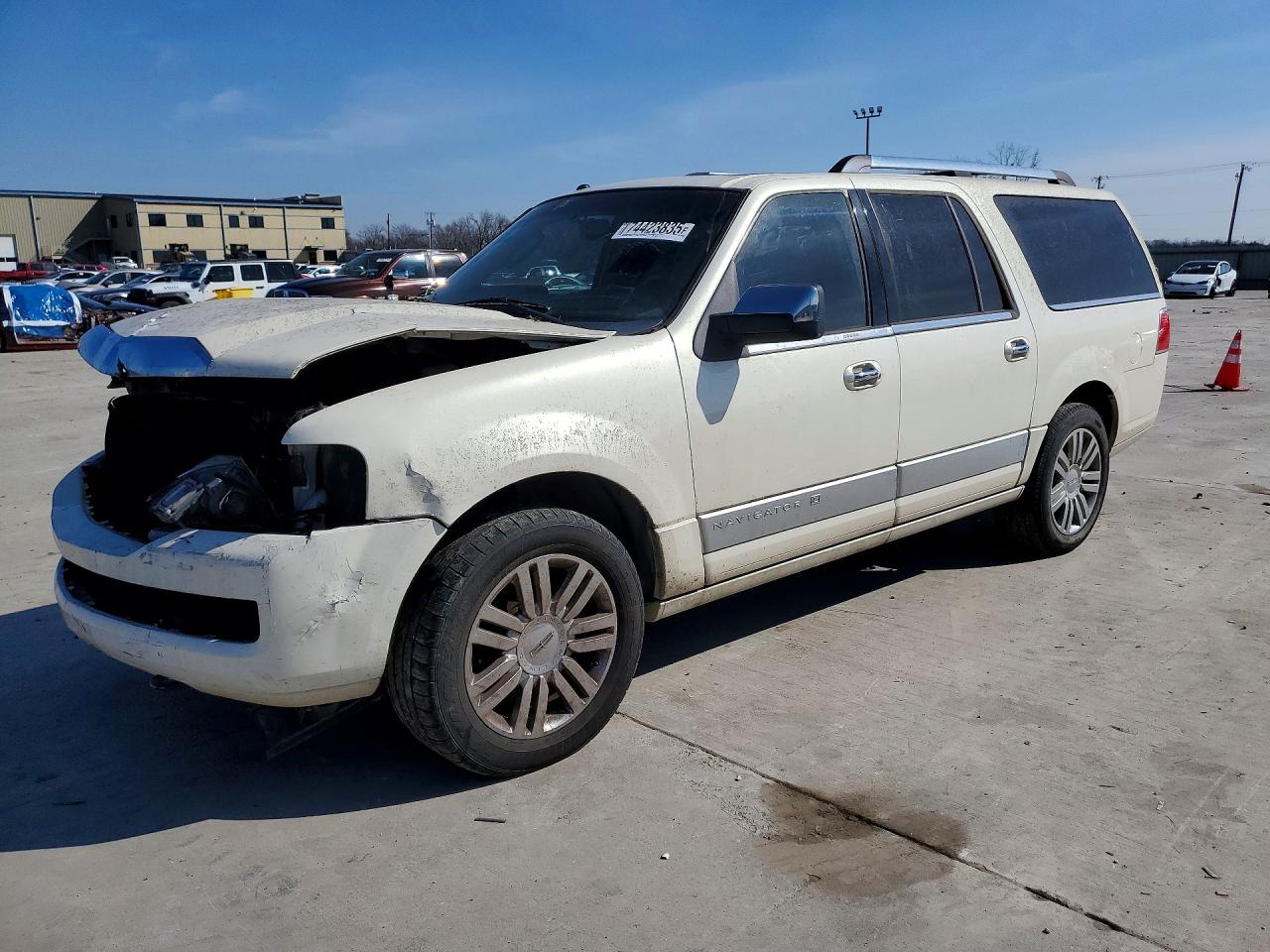 5LMFL27538LJ02975 · 2008 LINCOLN NAVIGATOR