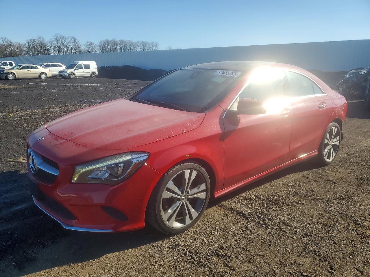 WDDSJ4GB3KN724832 · 2019 MERCEDES-BENZ CLA