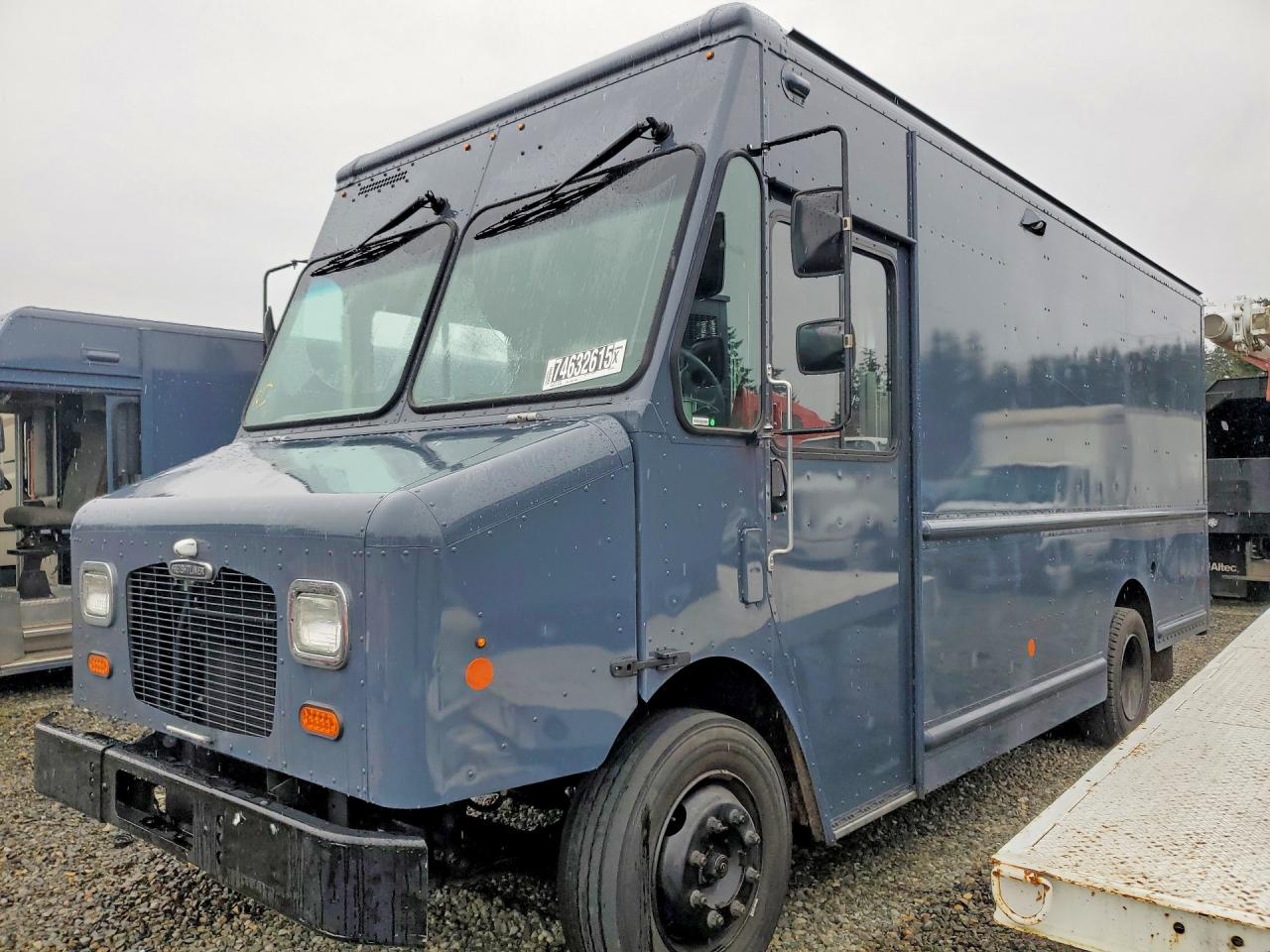 4UZAC2EA0LCLZ6700 · 2020 FREIGHTLINER MT45