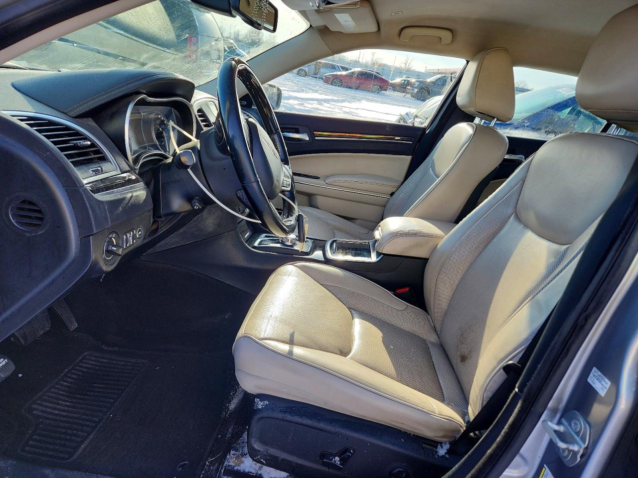 2C3CCAEGXJH126903 · 2018 CHRYSLER 300 · 6/11