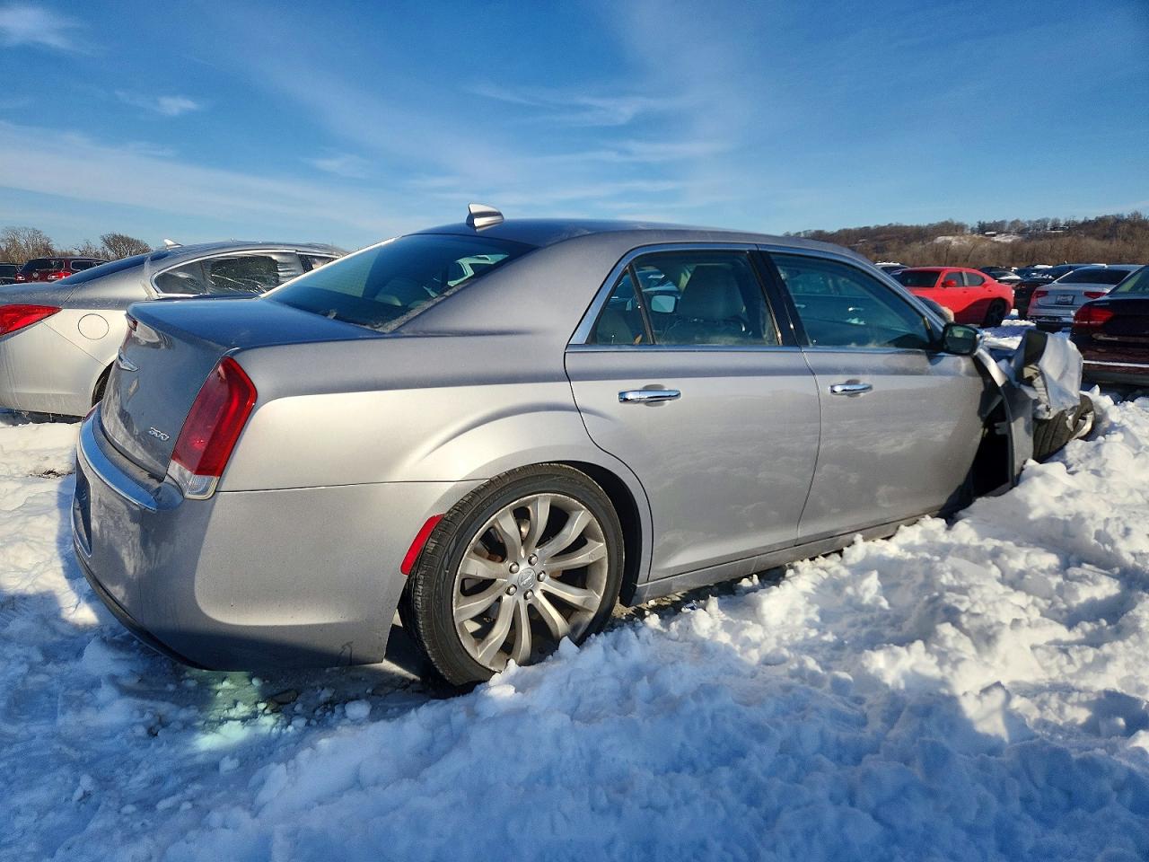 2C3CCAEGXJH126903 · 2018 CHRYSLER 300 · 3/11