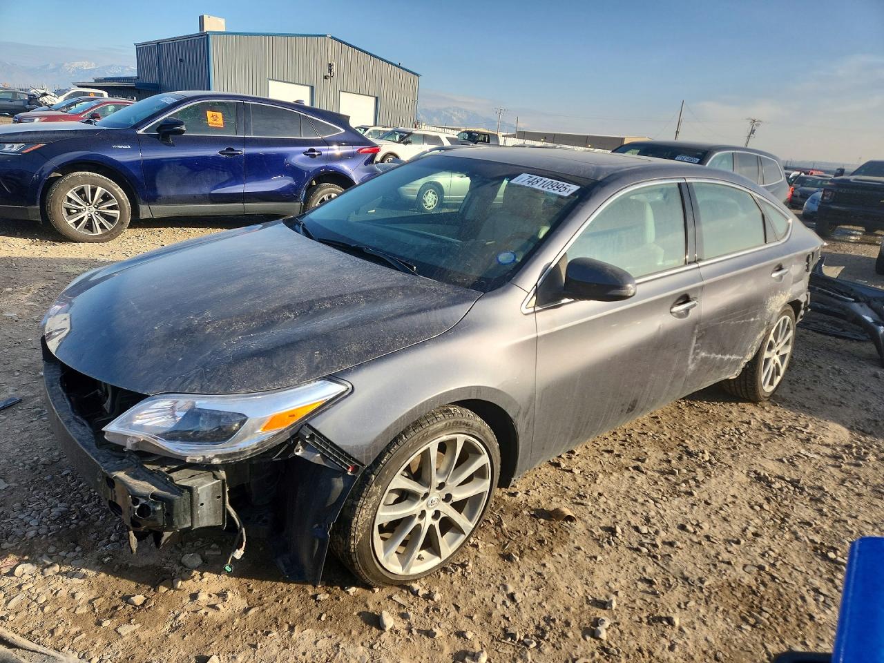 2015 TOYOTA AVALON