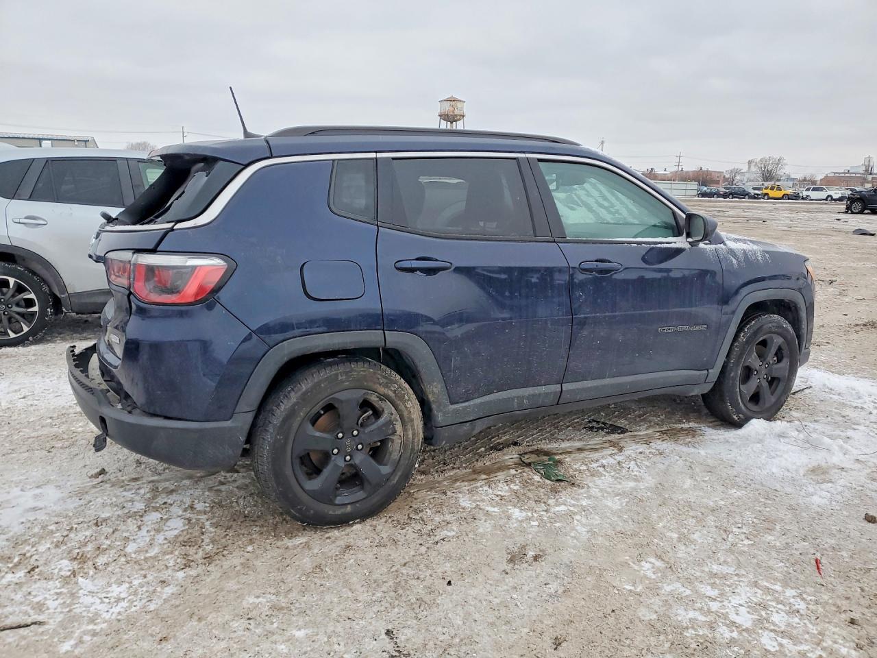 3C4NJCBB0JT194584 · 2018 JEEP COMPASS · 3/13