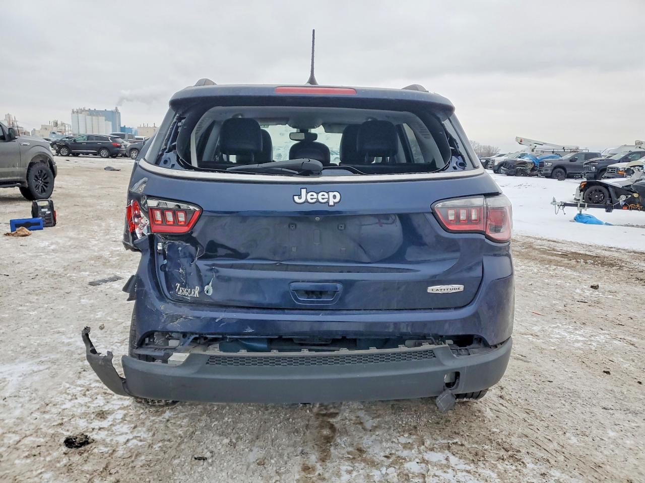 3C4NJCBB0JT194584 · 2018 JEEP COMPASS · 6/13