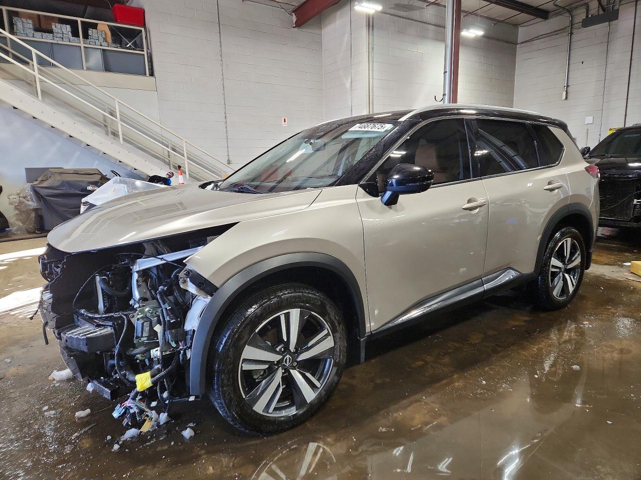 JN8BT3DD5NW273247 · 2022 NISSAN ROGUE