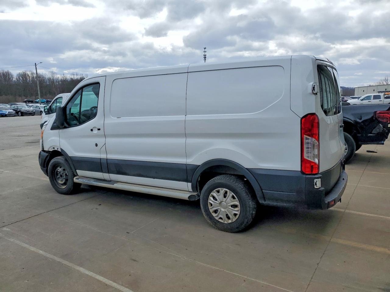 1FTYR1YM0KKA55755 · 2019 FORD TRANSIT · 2/13