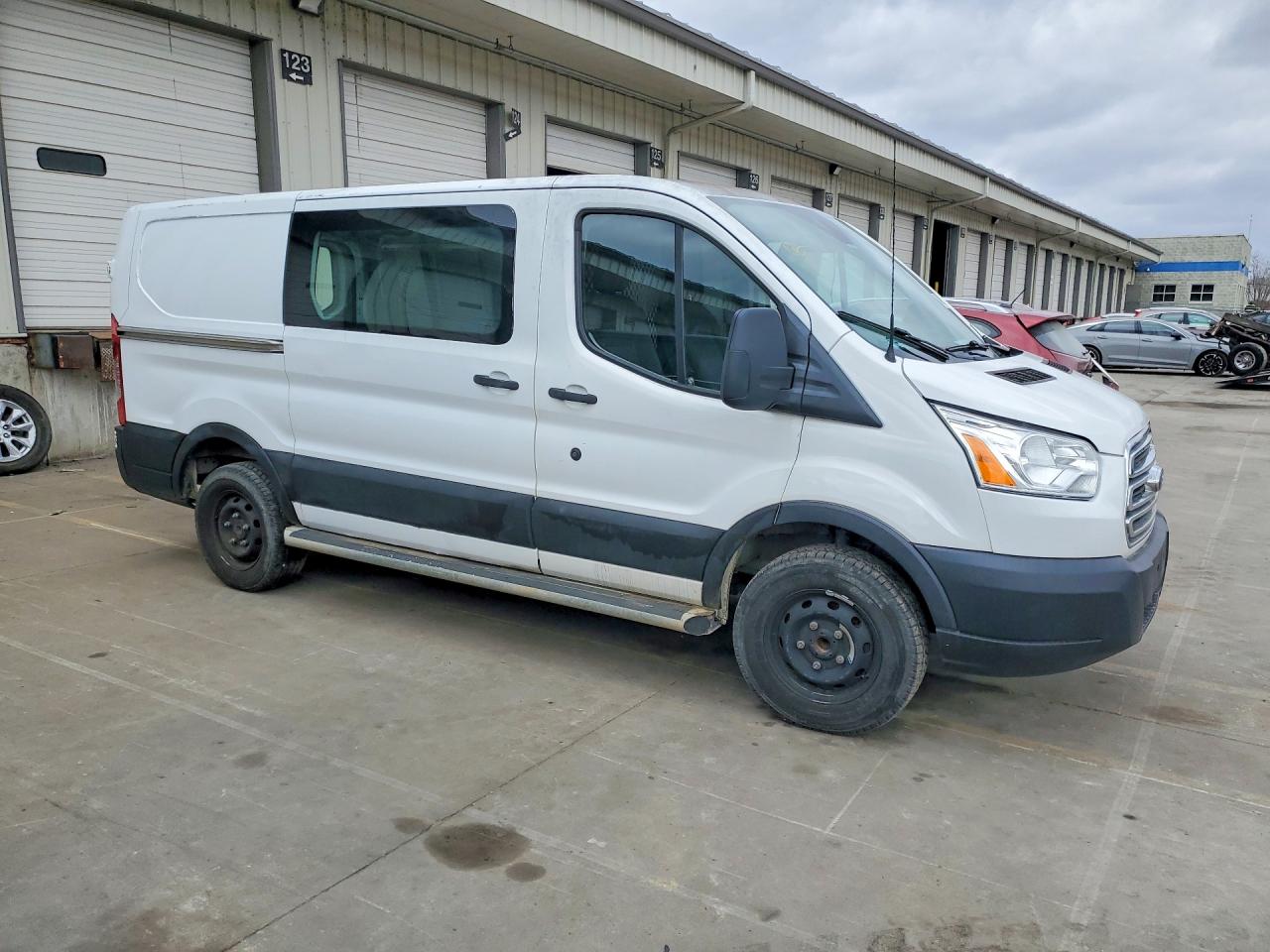 1FTYR1YM0KKA55755 · 2019 FORD TRANSIT · 4/13