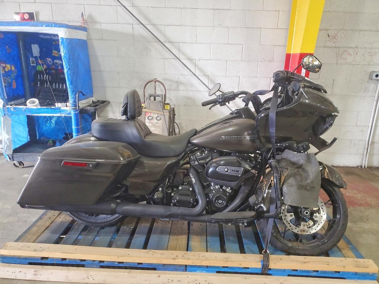 1HD1KTP11LB630454 · 2020 HARLEY DAVIDSON FLTRXS