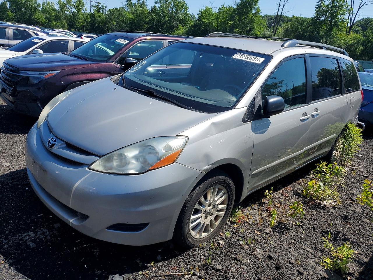 5TDJK4CC0AS028200 · 2010 TOYOTA SIENNA