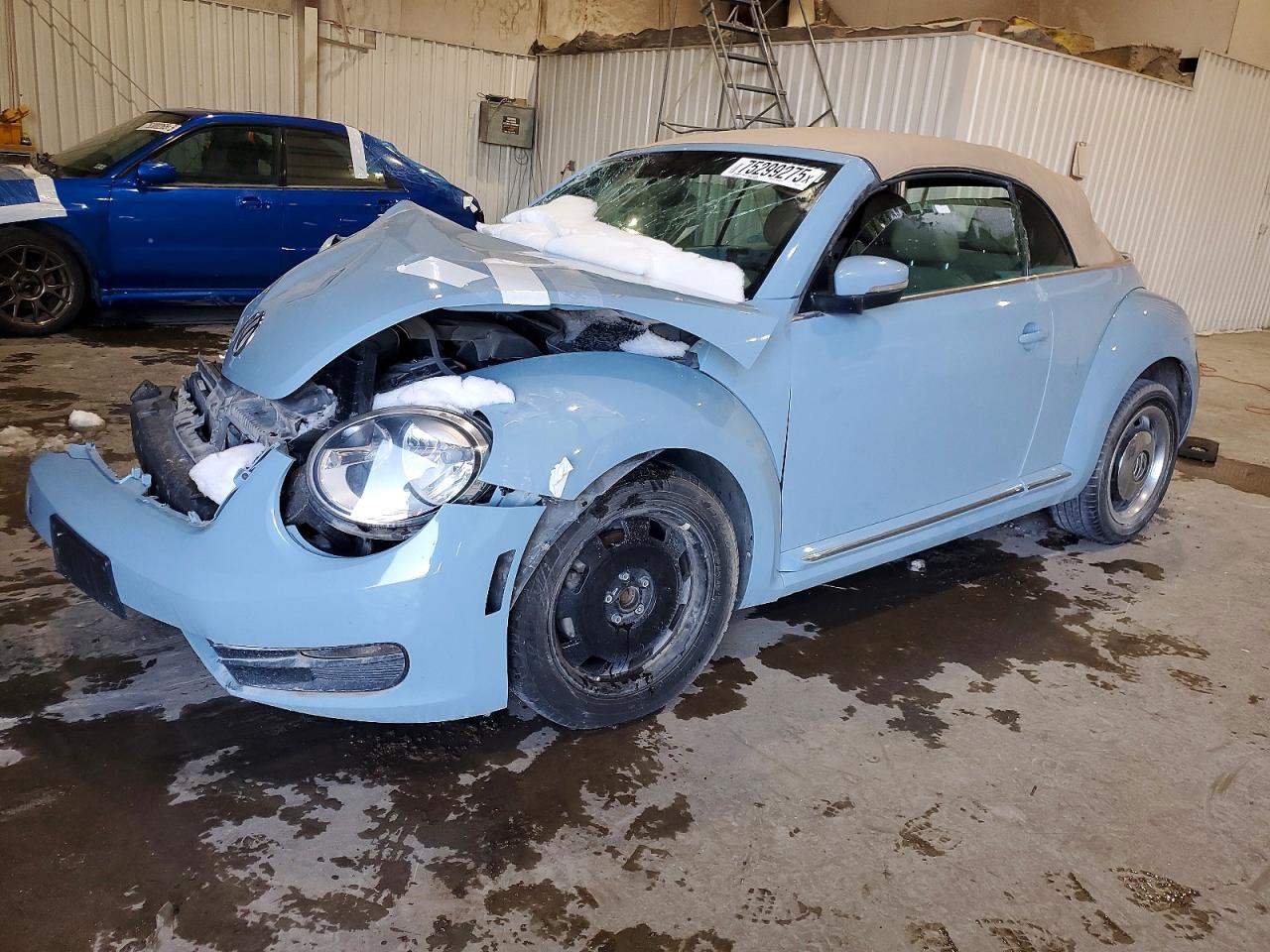 3VW5X7AT9DM822461 · 2013 VOLKSWAGEN BEETLE