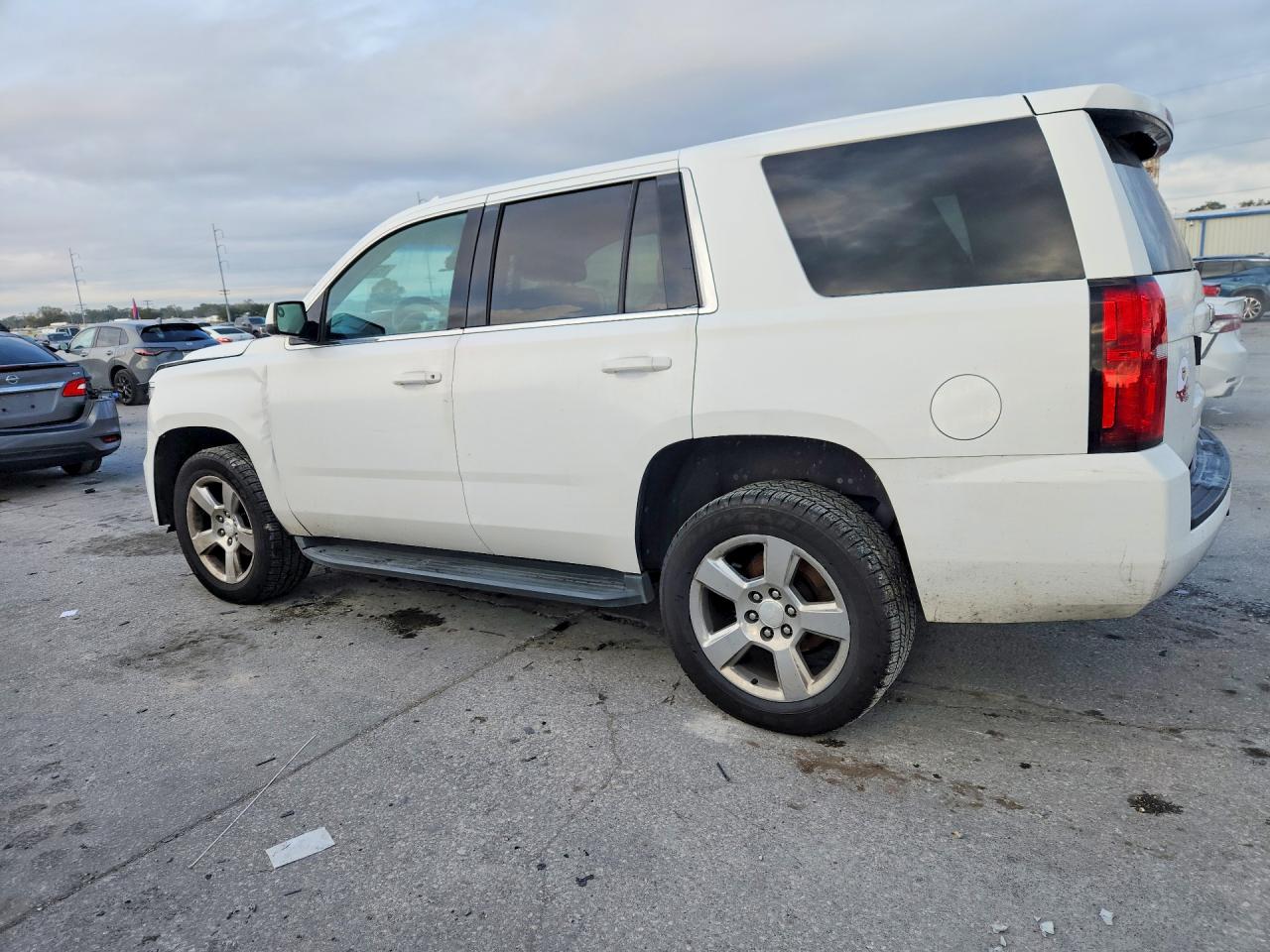 1GNSK4EC6FR674341 · 2015 CHEVROLET TAHOE · 2/13